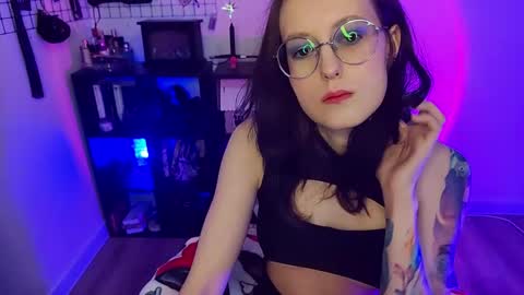 xxgoddesslxx online show from May 4, 8:23 pm