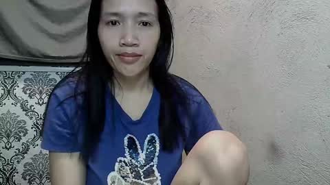 Snapshot of xxsexypinayxx466789 chatting on February 20, 10:37 pm Windy online show from February 20, 10:37 pm