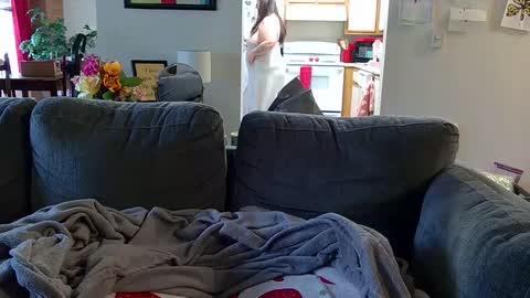 Strawberry Jane online show from January 12, 7:31 pm