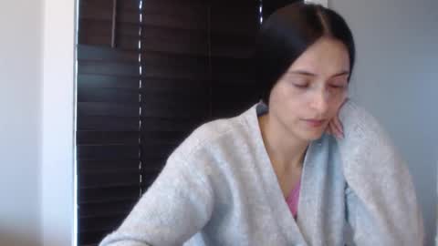 Snapshot of xxxbellalola chatting on October 20, 7:17 pm Lola online show from October 20, 7:17 pm