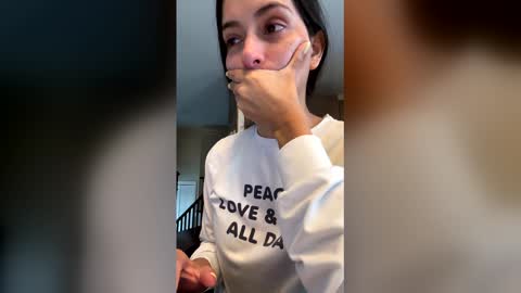 Lola online show from March 16, 12:20 pm