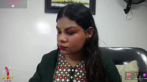 yazhini online show from July 20, 11:34 am