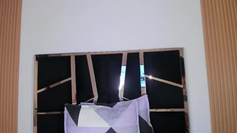 Yahaira online show from March 17, 4:33 pm