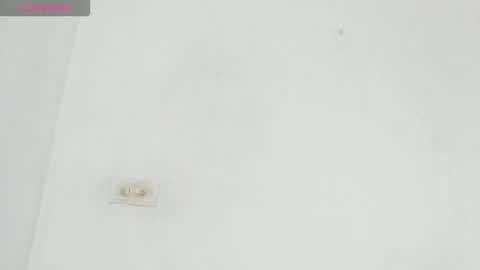 yailin_04 online show from May 14, 7:30 pm