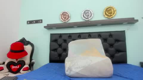 yaiza_sexylovee online show from June 26, 12:17 pm