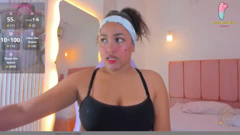 Naomi online show from January 13, 8:24 pm