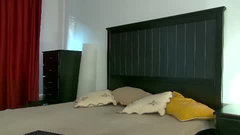 yanira_ass_ online show from June 24, 4:11 am