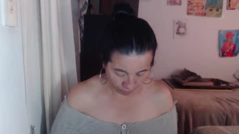 yasmin_love85 online show from November 12, 4:49 pm