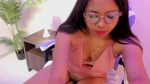 Snapshot of yeika_foxy chatting on February 12, 10:56 am yeika_foxy online show from February 12, 10:56 am
