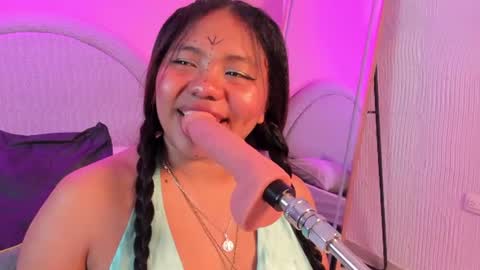 yeika_foxy online show from June 20, 11:47 am