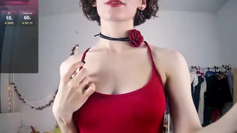 Liya online show from December 5, 4:52 pm