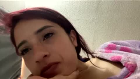 Yesika online show from March 17, 1:26 pm