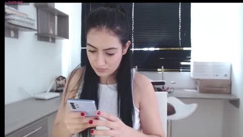 yesikacosta online show from March 12, 5:17 pm