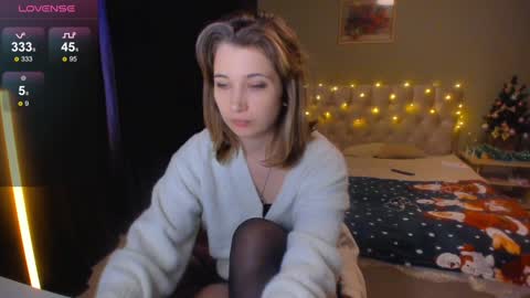 Snapshot of yesofie chatting on January 7, 12:20 pm Sofie online show from January 7, 12:20 pm