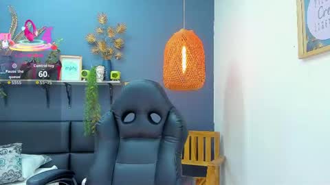 yessika_parker online show from June 16, 9:10 am