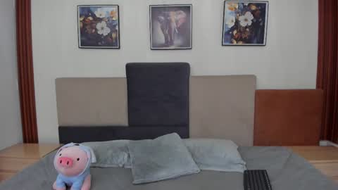 YEYE online show from January 11, 2:38 am