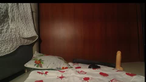 Yiny online show from June 27, 12:22 pm