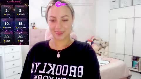 Snapshot of yokiko_daring chatting on January 22, 10:17 pm yokiko online show from January 22, 10:17 pm