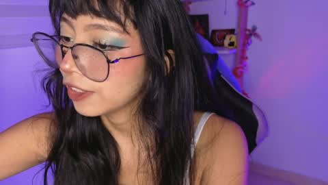 Yommi Winx online show from March 31, 12:43 am