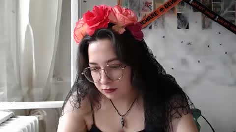 Aurora online show from September 17, 10:35 am