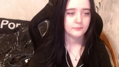 your_8a8y online show from October 14, 7:22 am