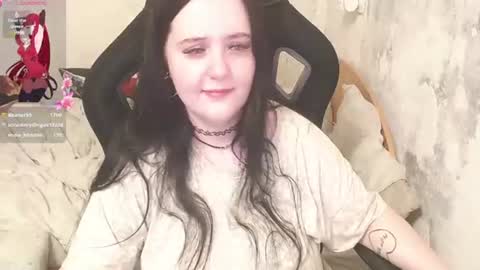your_8a8y online show from July 28, 7:39 pm