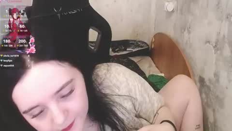 your_8a8y online show from July 17, 7:02 am