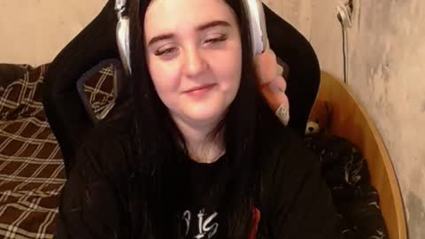 your_8a8y online show from September 15, 2:58 pm