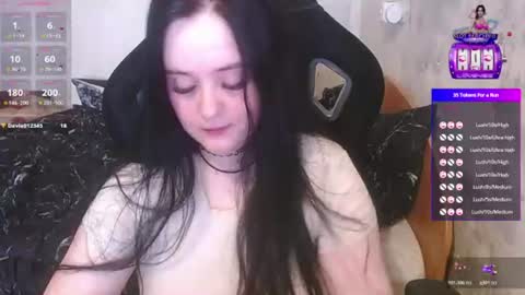 your_8a8y online show from June 26, 2:40 pm