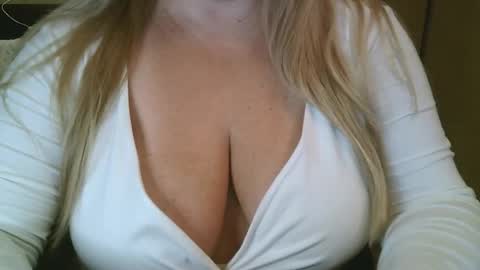 Maria Love online show from February 10, 5:32 am