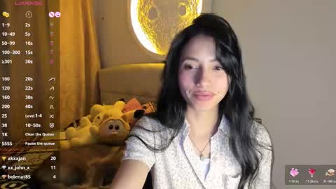 mia3 online show from March 11, 5:33 am