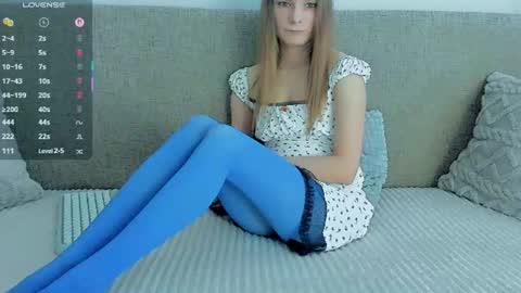 Lily online show from June 21, 7:12 am