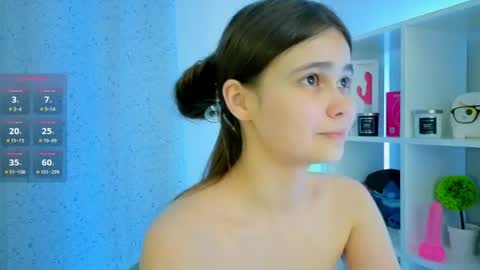Julia Next stream  online show from July 22, 8:21 pm