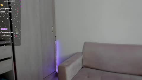Snapshot of your_lilacute1 chatting on February 18, 6:04 am Lila online show from February 18, 6:04 am