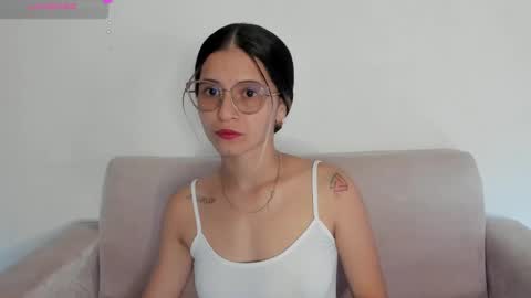 Snapshot of your_lilacute1 chatting on January 23, 7:32 am Lila online show from January 23, 7:32 am