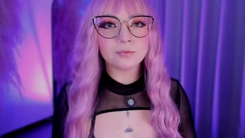 Cami independent model online show from June 18, 8:48 am
