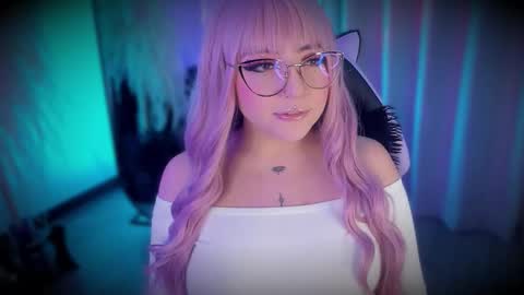 Cami independent model online show from February 15, 7:44 am