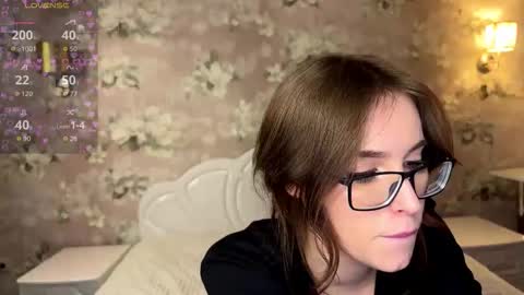 your_night_fury online show from March 11, 9:57 am