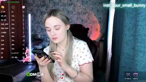 Molly online show from March 6, 3:01 am