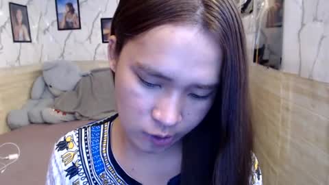 your_twinkletoes18 online show from July 13, 3:29 am