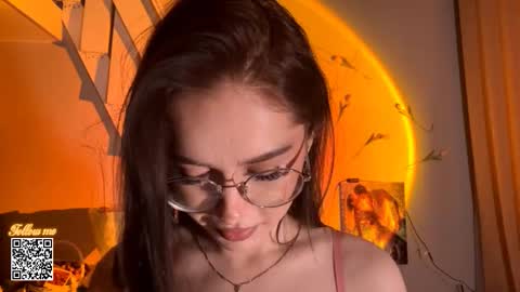 Elsa online show from March 8, 4:11 pm