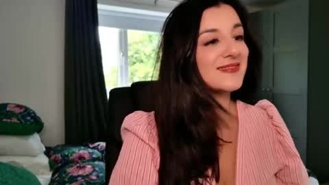 Cassie online show from June 14, 3:45 pm