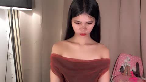 Vivian online show from April 21, 1:42 am