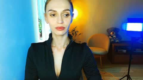 Ksyusha online show from April 1, 9:32 am