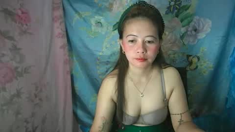 Glenda online show from March 11, 6:54 pm