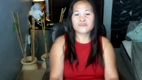 Snapshot of yourlove_regine chatting on January 26, 10:55 am Regine online show from January 26, 10:55 am