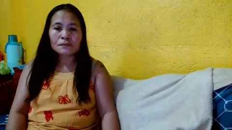 Snapshot of yourlove_regine chatting on January 28, 8:25 am Regine online show from January 28, 8:25 am