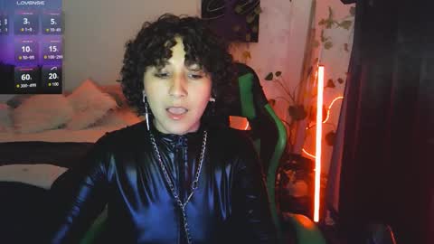 Serena online show from February 8, 5:44 am