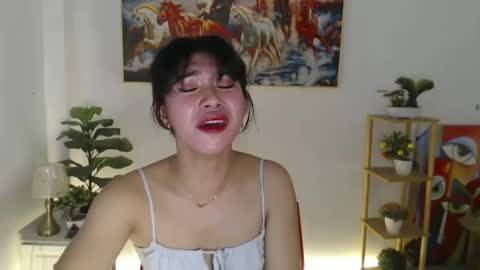 Snapshot of yourprettytrish chatting on January 10, 4:22 am Trish online show from January 10, 4:22 am