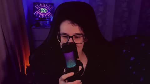 Yours Cosmic online show from October 3, 1:43 am